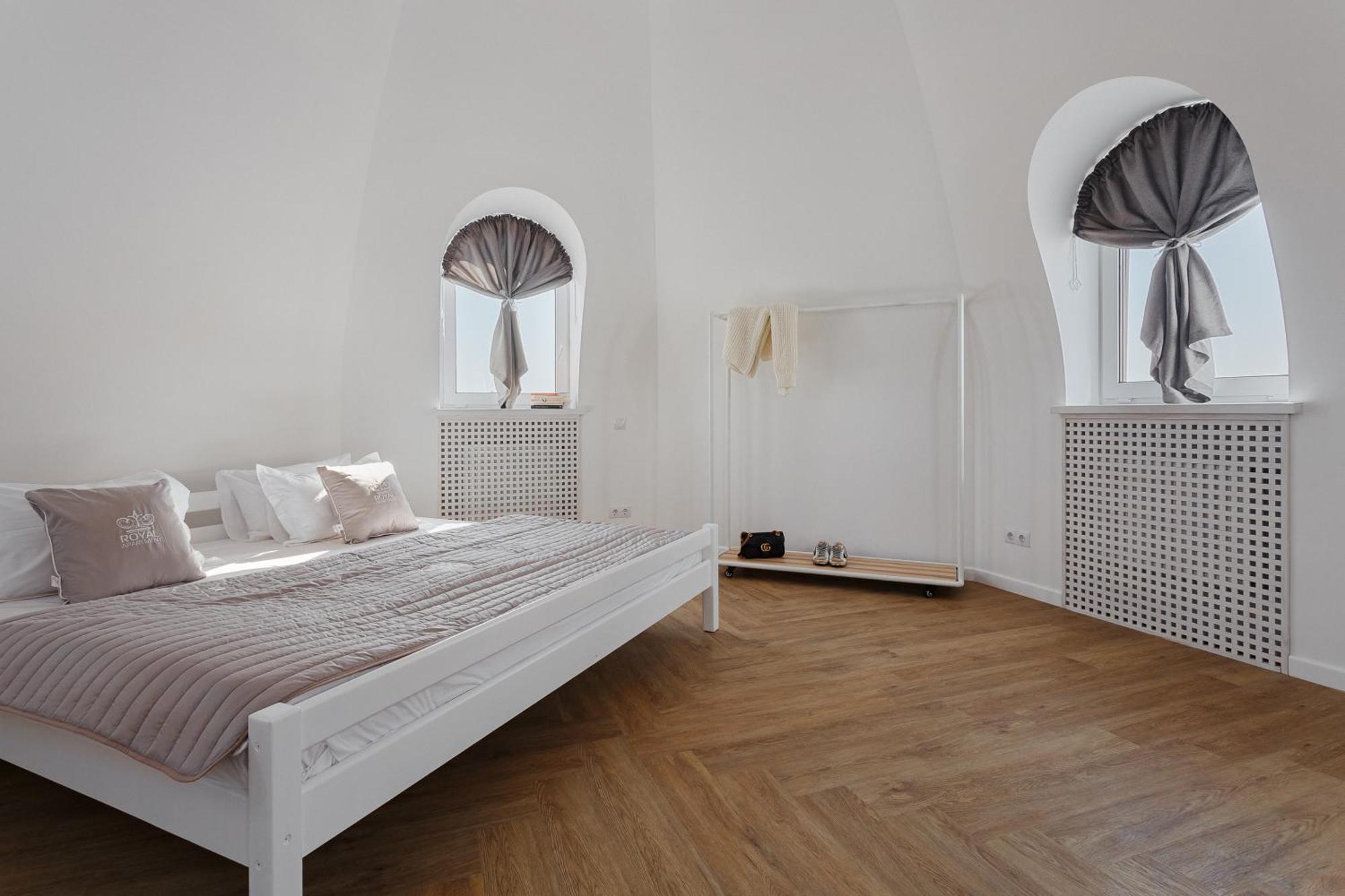 Royal Sky Apartments Odesa Habitación foto